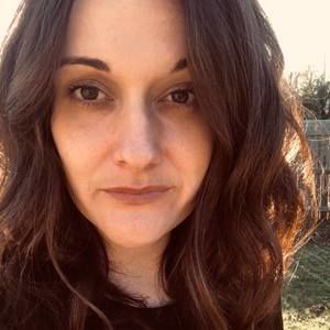 Meet your Posher, Hannah noriega